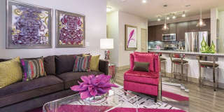 2825 E Martin Luther King Blvd Gallery 10