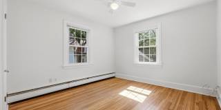 604 GRANT Avenue Gallery 18