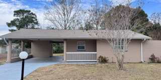 Charming 3/2 with Modern Updates Gallery 1