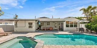 Coastal Luxury Living Just Minutes from Madeira Beach - 3bed | 2 bath Gallery 5