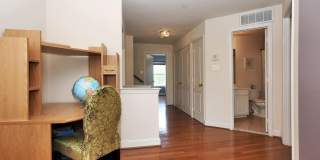 2107 CLARK Place Gallery 25