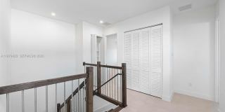 5718 Ashwood Cir W Gallery 81