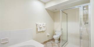1385 Winding Oaks Circle W Gallery 21