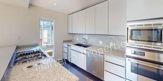 Spacious 2 Bed, 2.5 Bath Coastal Home with Ocean Views in Manhattan Beach Gallery 11