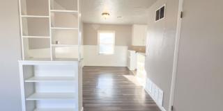 Charming 2 Bed Home in The Village! Gallery 5