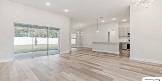 FULLY FENCED, UPGRADED 3/2/2 IN DESIRABLE PINE GROVE Gallery 7