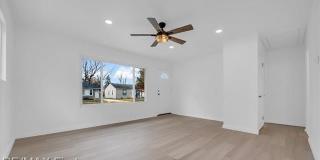 23108 Pilgrim Avenue Gallery 7