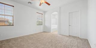 15102 W WESTVIEW Drive Gallery 17