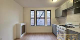 42-14 Union Street Gallery 1