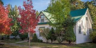 Beautiful 3 Bedroom Home in the Garden District of CDA Gallery 1