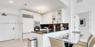 6799 Collins Ave Gallery 5