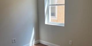 923 N 15TH Street Gallery 19