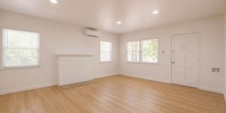 4723 Arlington Avenue Gallery 4
