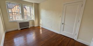 New King Edward Gallery 895