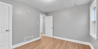 13924 Roselawn Street Gallery 12
