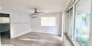 1632 NE 4th Pl Gallery 3