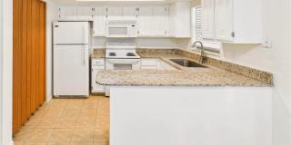 18541 Iris Road Gallery 6