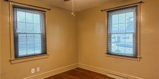 2709 Clingman Street Gallery 21