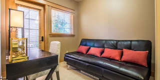 1 Bedroom | 1.5 Bathrooms | 2 Flexible Bonus Spaces | Luxury Riverstone Condo Gallery 9