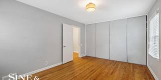 835 Harcourt Gallery 24