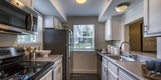 Halstead Beverly Townhomes Gallery 14