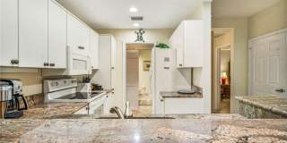 1385 Winding Oaks Circle W Gallery 12