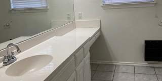 Spacious 3-Bedroom Home with Fireplace Gallery 10