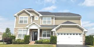 12546 Kinzie Lane Gallery 1