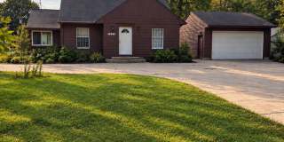 Spacious 3-Bedroom Home with Garage + Large Yard | 1 Month FREE Gallery 1