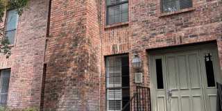 201 Ellwood St unit: 205 Gallery 4