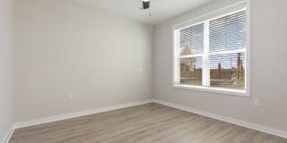 Middle Sound West Apartments Gallery 106