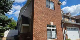 Stylish and Inviting; The Townhouse of Your Dreams! Gallery 1
