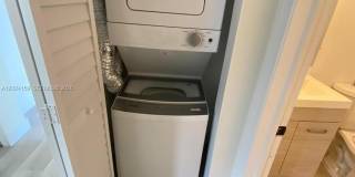 615 NE 26TH ST Gallery 3