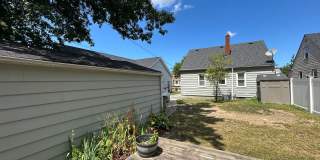 Spacious 3-Bedroom, 2-Bath House in South Euclid Gallery 56