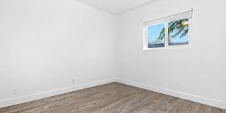Solano Gallery 13