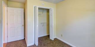Walnut Springs Apartments Gallery 18