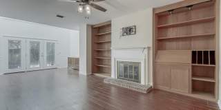 3216 OAK Street Gallery 2