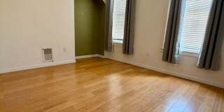 Stunning 3-Bedroom/1.5 Bathroom Townhome in West Passyunk! Available NOW! Gallery 8