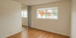 4-Bedroom House with Fenced Backyard **Fresh Paint and New Flooring Gallery 18