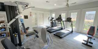 Jamestown Place Gallery 15