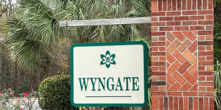 CHARMING TWO-BEDROOM, TWO-BATH CONDO IN WYNGATE, AT WACHESAW EAST! Gallery 29