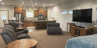 1102 N Anderson Avenue Gallery 2
