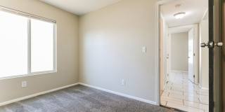 Bright & Beautiful 3bd/2ba Home on Quiet Cul-de-Sac with Spacious Yard! - FREE iPad or 55” TV if moved in by 5/15! Gallery 14