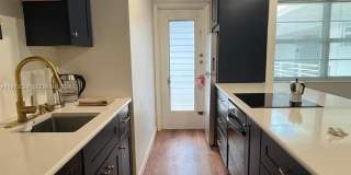 1698 Jefferson Ave Gallery 11