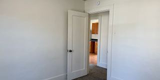 HATCH AND YOUNG 722 Gallery 6