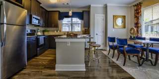 Avonlea Creekside Gallery 27