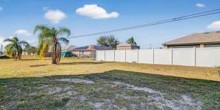 Beautifully Updated Condo with Community pool Gallery 23