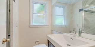 6018 ONONDAGA Road Gallery 52