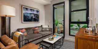 Junction Santa Monica Gallery 9