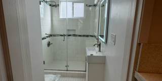 1215 Granville Ave. Gallery 22